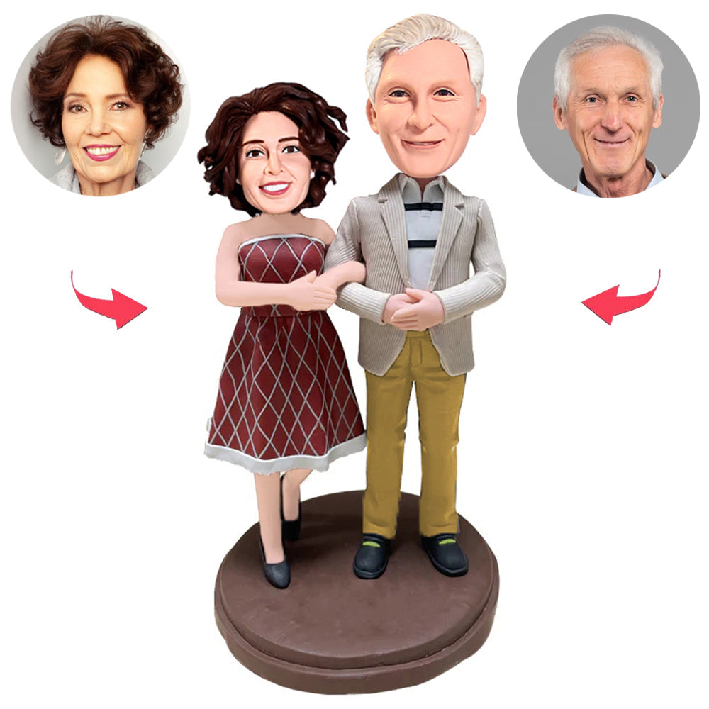 Happy Old Couple Custom Bobbleheads With Engraved Text