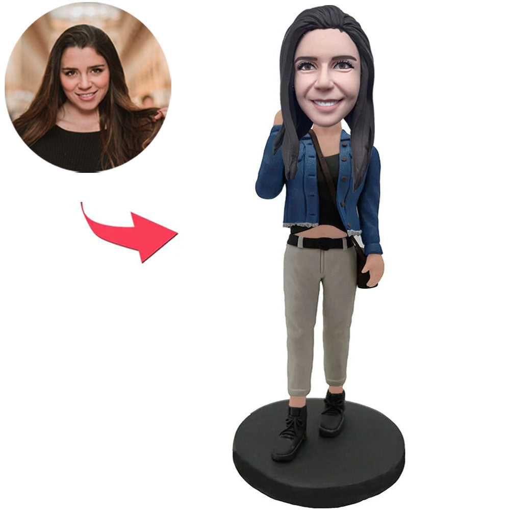 Fashion Woman Outdoors Custom Bobbleheads With Engraved Text
