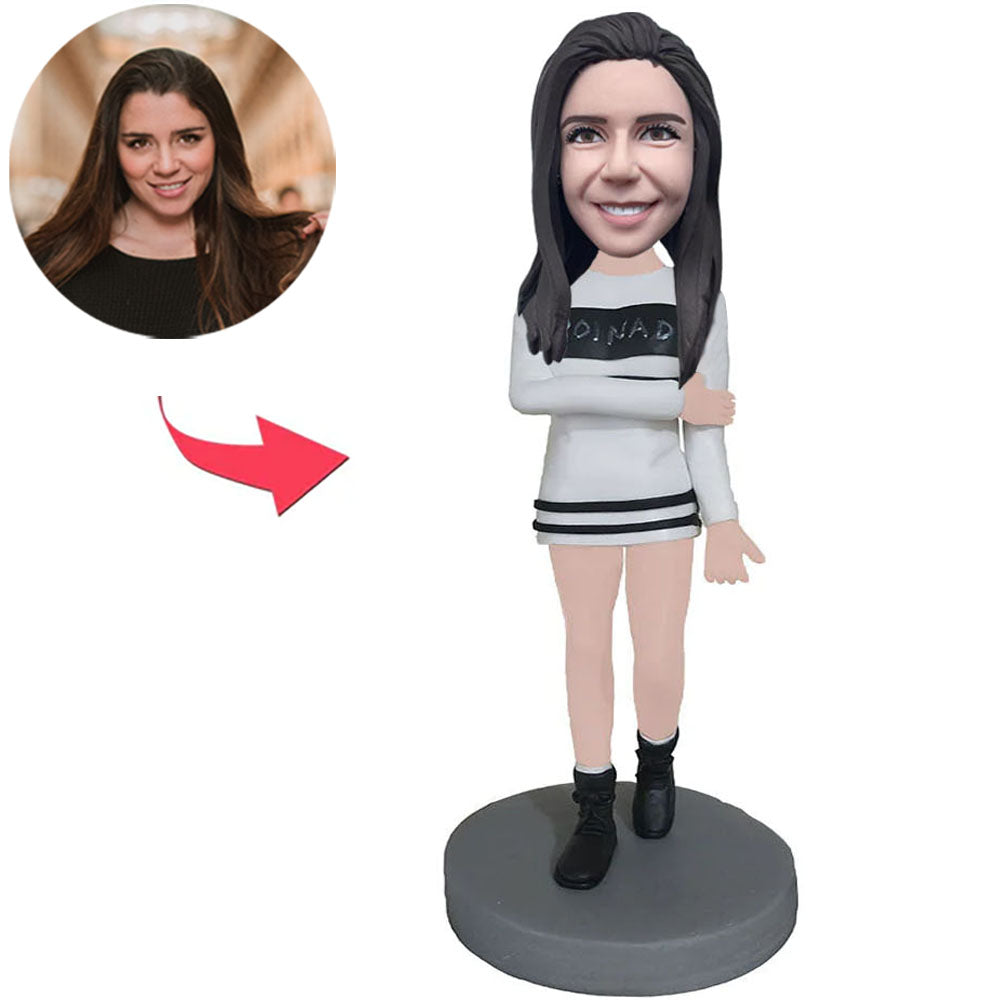 Modern Fashion Female Custom Bobbleheads
